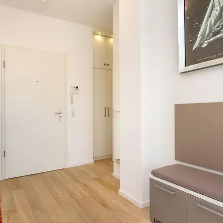 Ferienwohnung Ruegen, Ostseebad Sellin, Villa Wiederkehr * Sellin (Rugen)