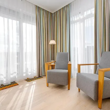 Ferienwohnung Ruegen, Ostseebad Sellin, Villa Wiederkehr * Sellin (Rugen)